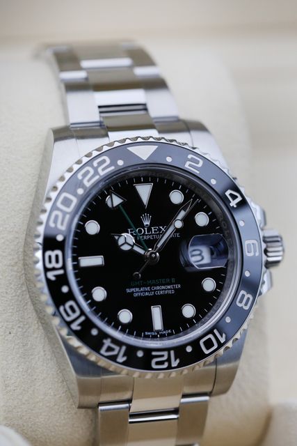 Rolex GMT Master II 116710 LN Image 2